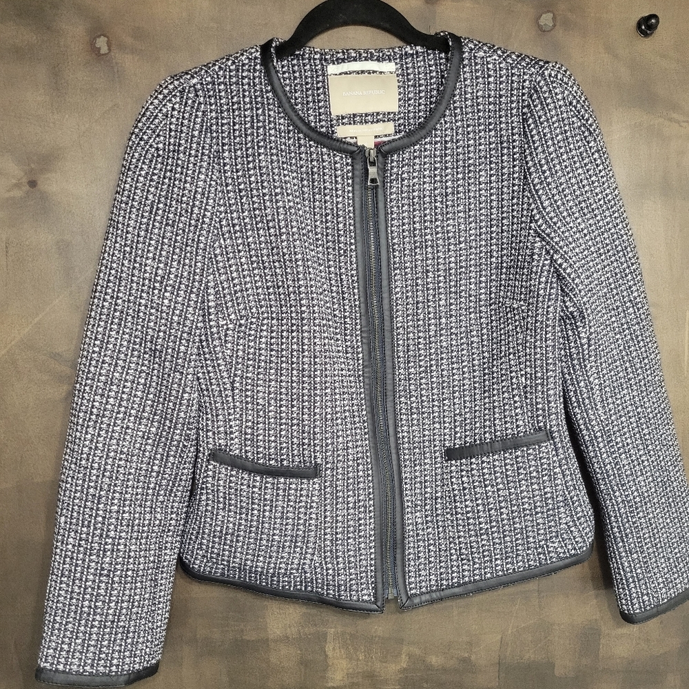 Womens zip up tweed blazer